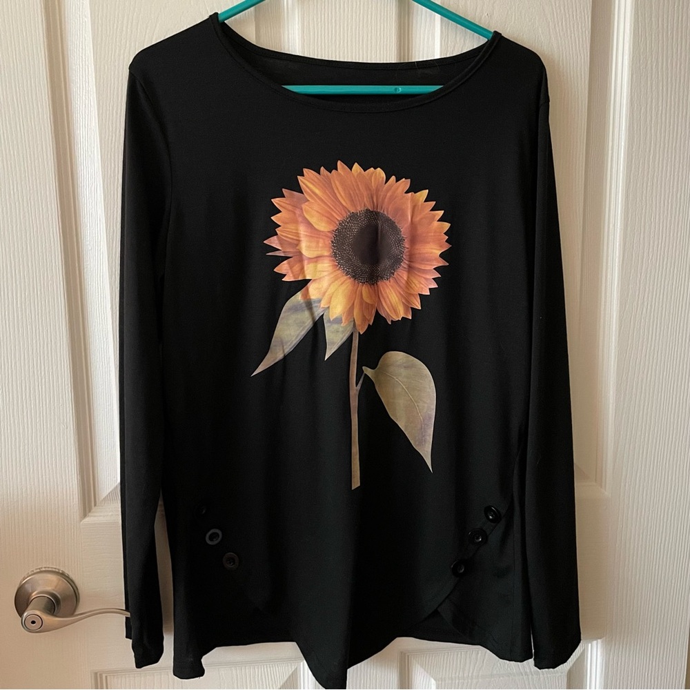 Womens Black Sunflower Top Tunic Size Medium